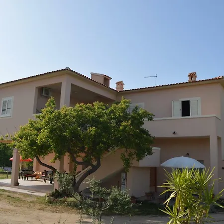 Sardegna Et Soleil In شقة