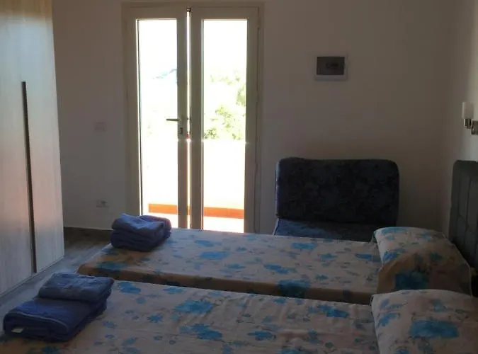 Sardegna Et Soleil In *